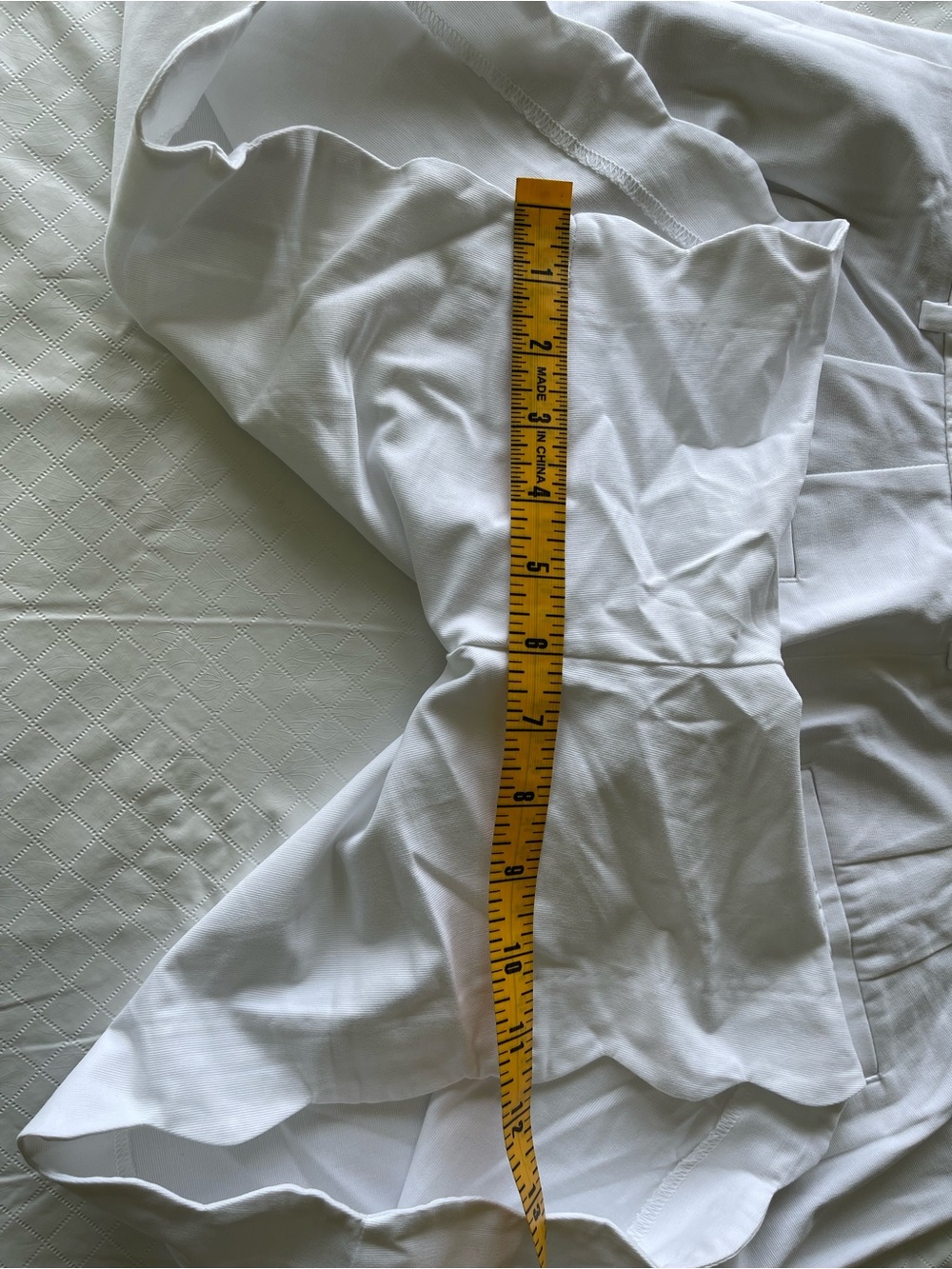 TALBOTS White Scallop Hem Shorts - Picture 4 of 7